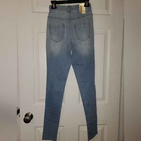 NWT High waist ripped jeans Size 3 - Picture 4 of 4